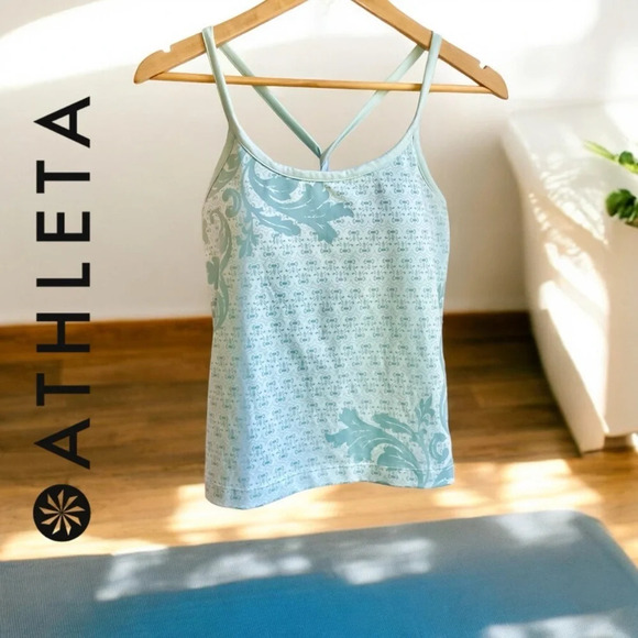 77%OFF❣️Athleta Turquoise Twist Back Built-in Bra Tank, 34D - Picture 1 of 11